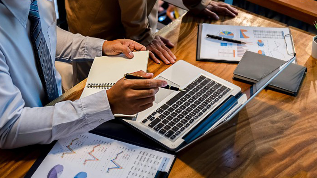 ¿Qué hace un Administrador de Empresas? Requisitos y habilidades que ...